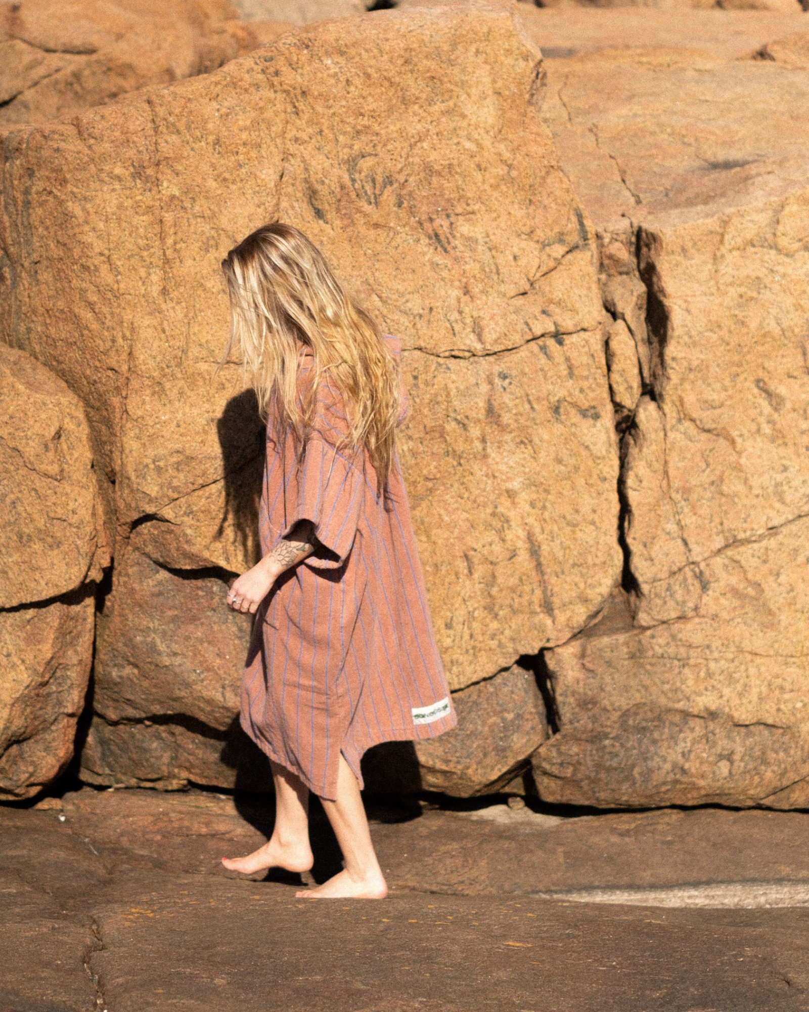 Poncho NARAM Camel & ultramarine blue