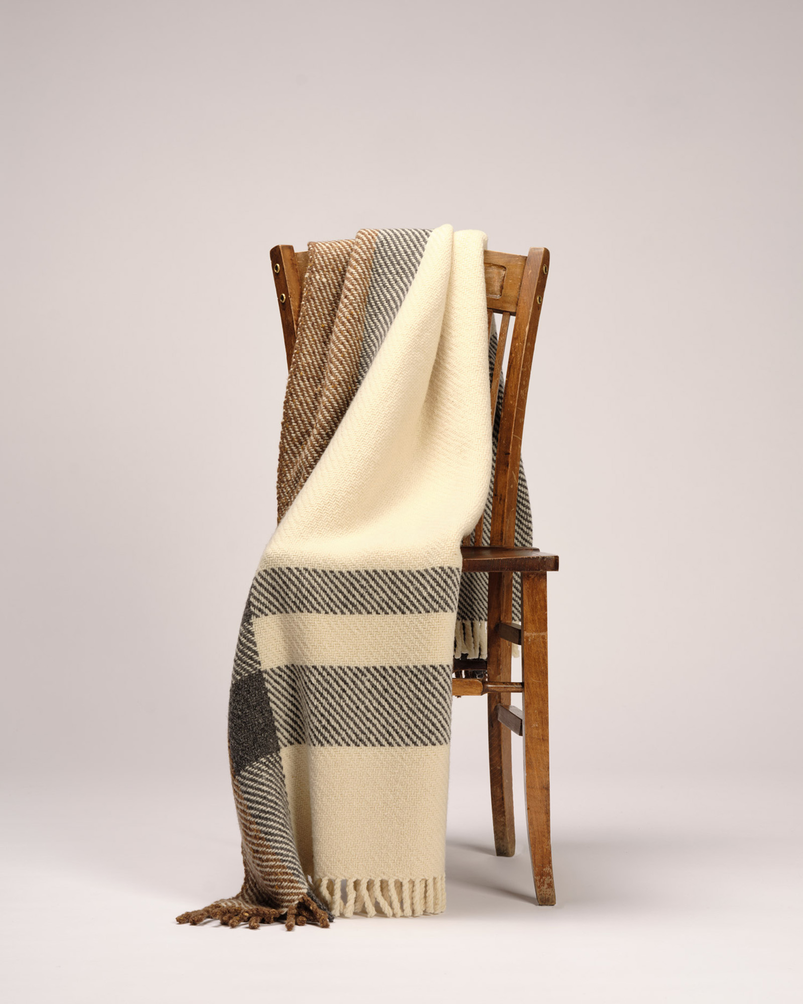 Plaid VENETO Off-white with brown and grey squares