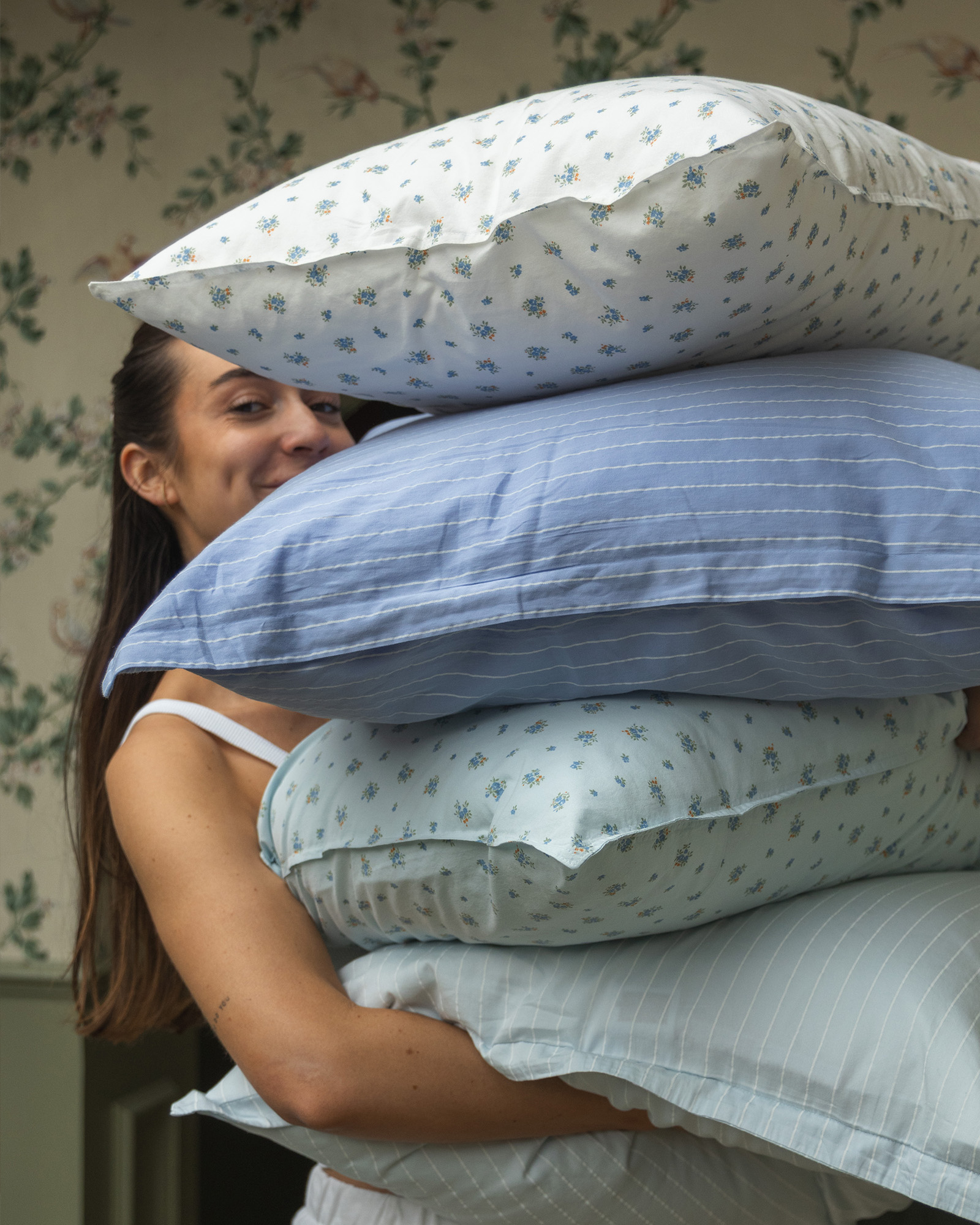 Sloop JOSEPHINE Cloudy