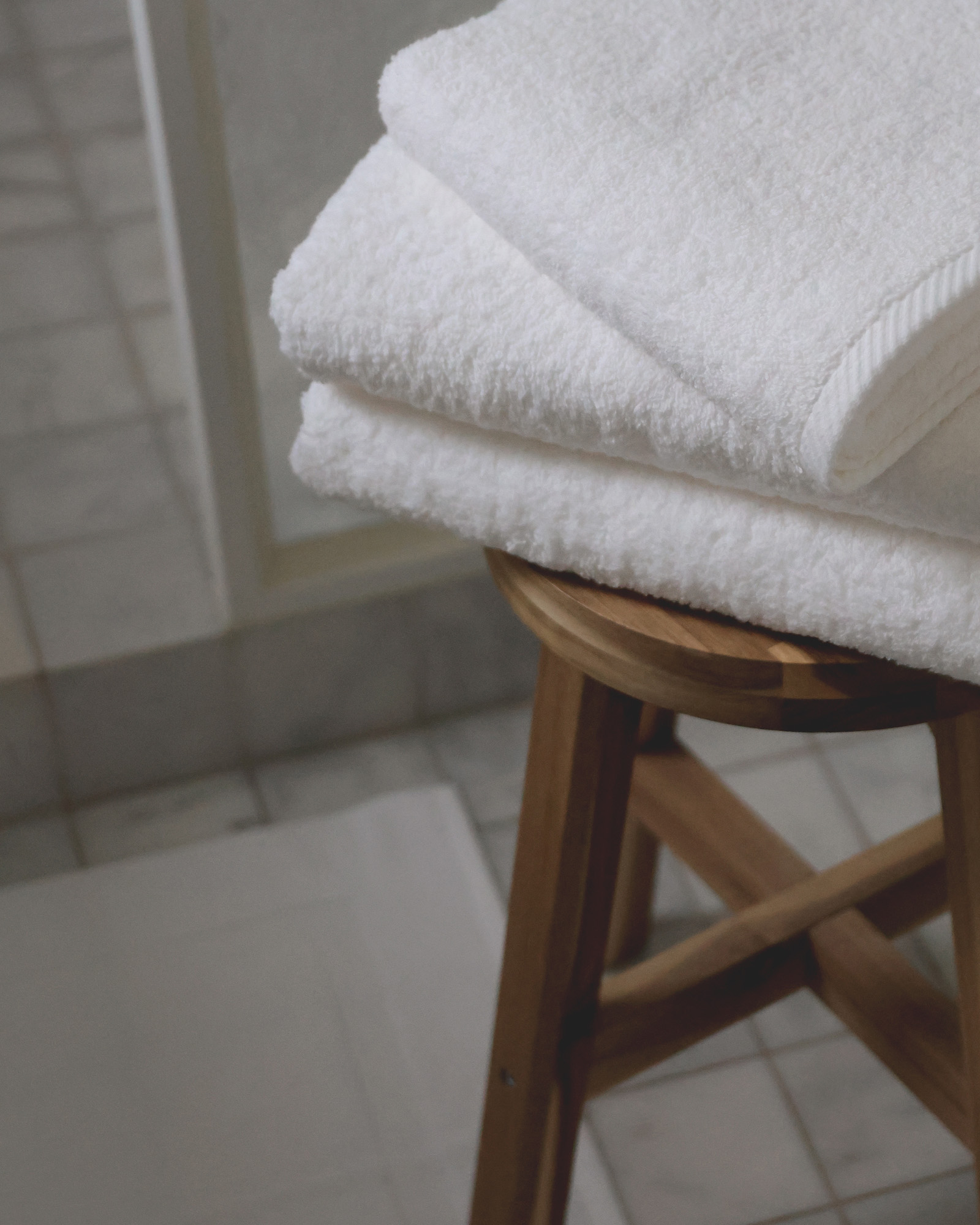 Serviette ESSENTIALS White