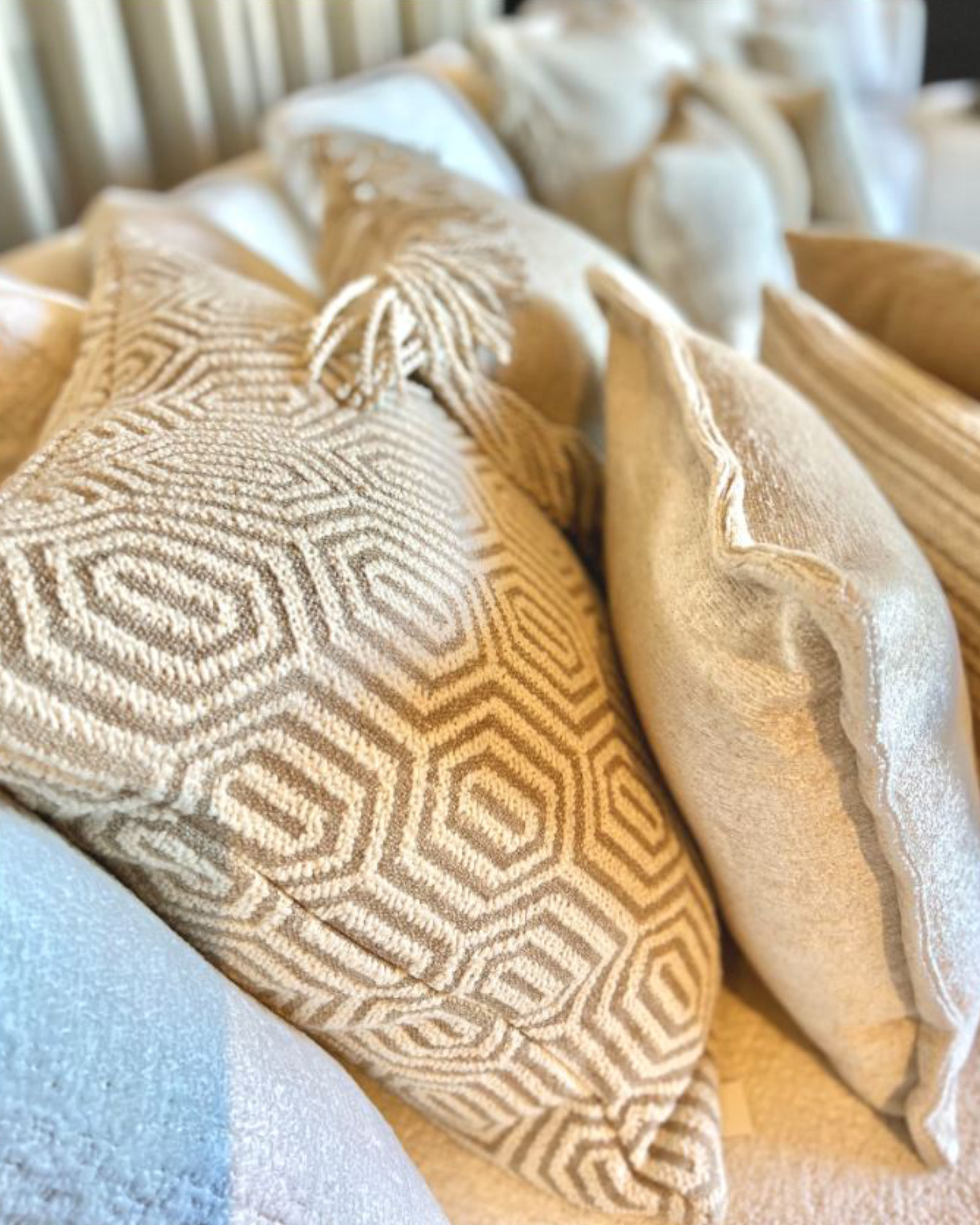 Cushion YASMINE Ivory