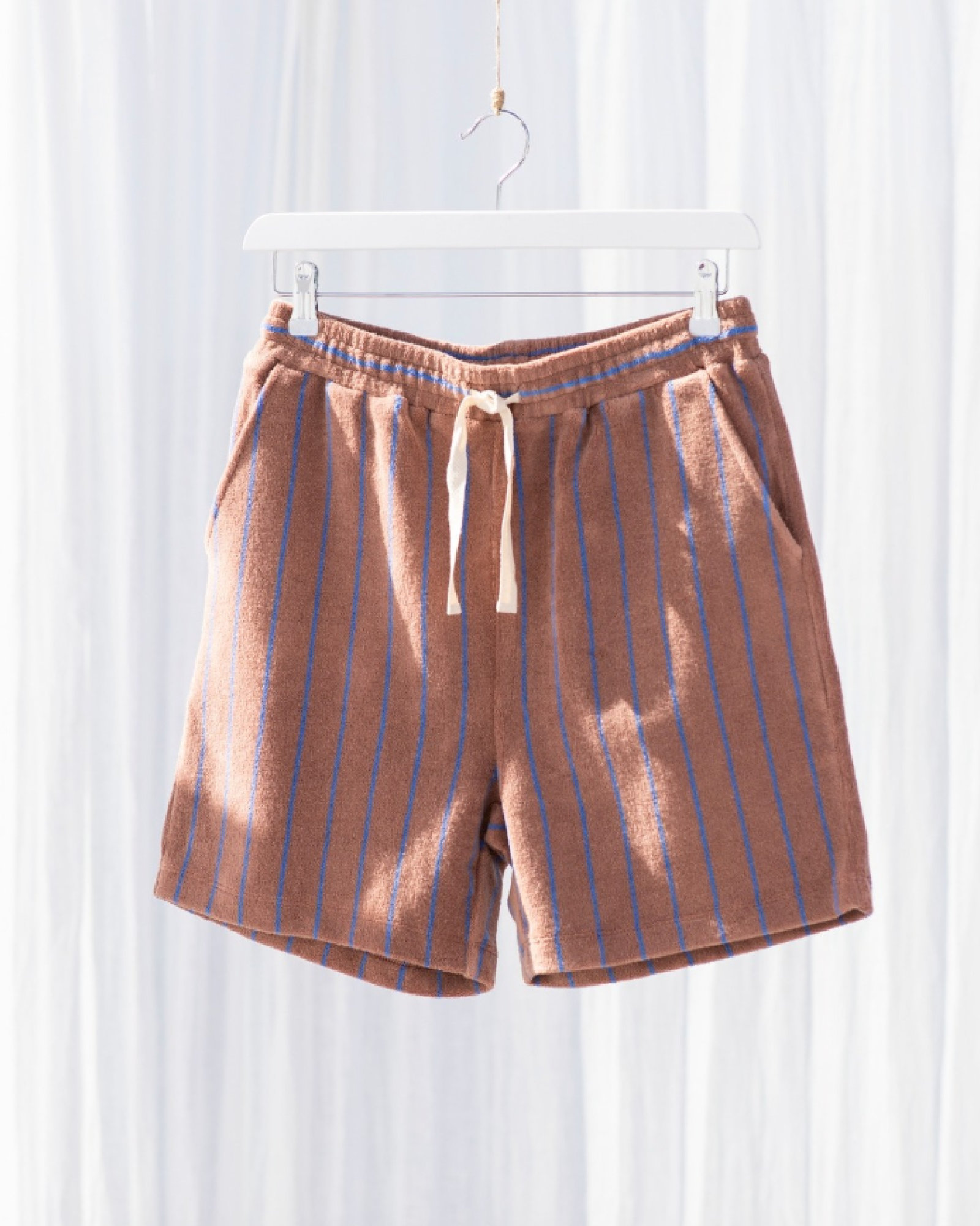 Short NARAM Camel & ultramarine blue