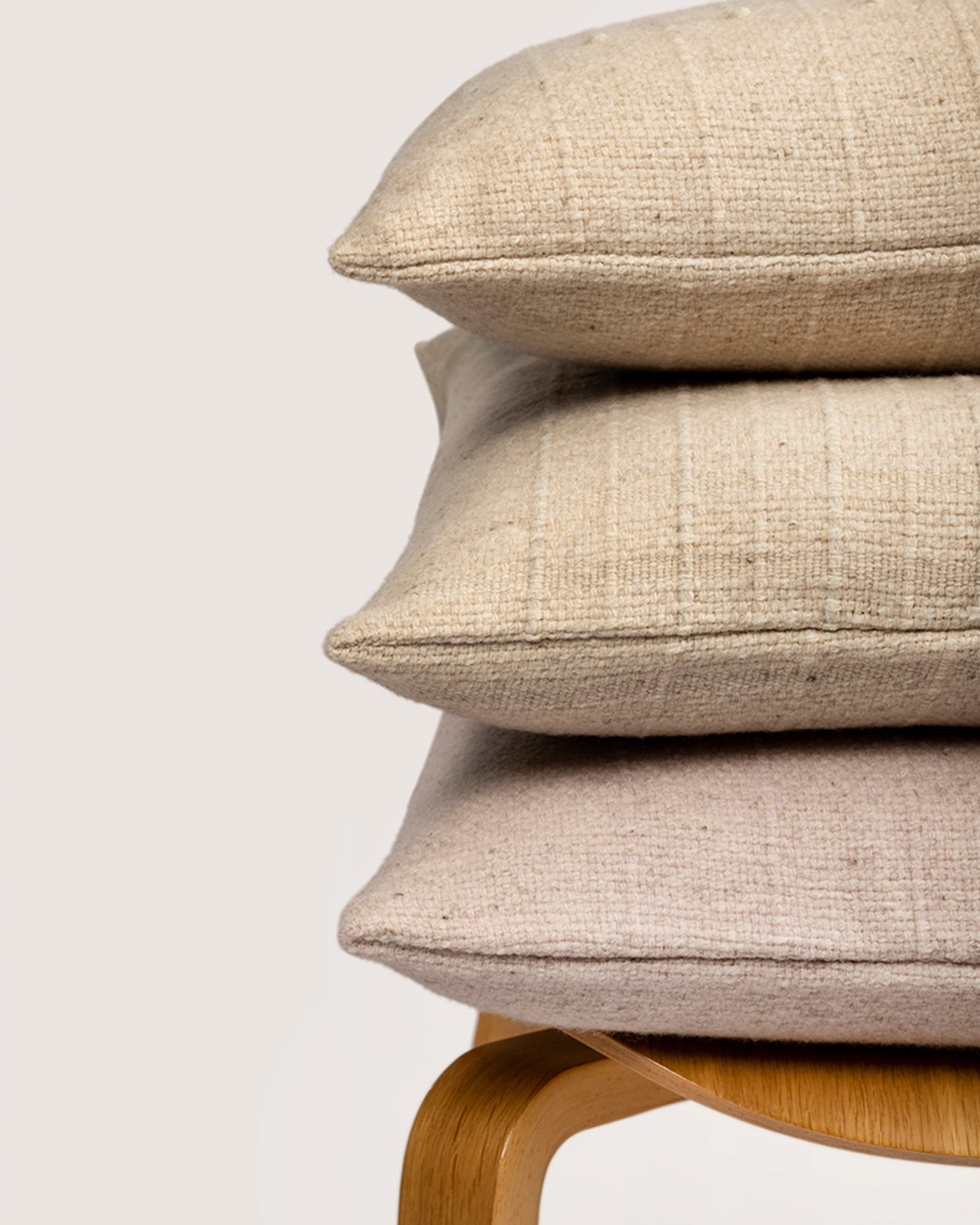 Kussen STRATA NATURE Beige with off-white edge