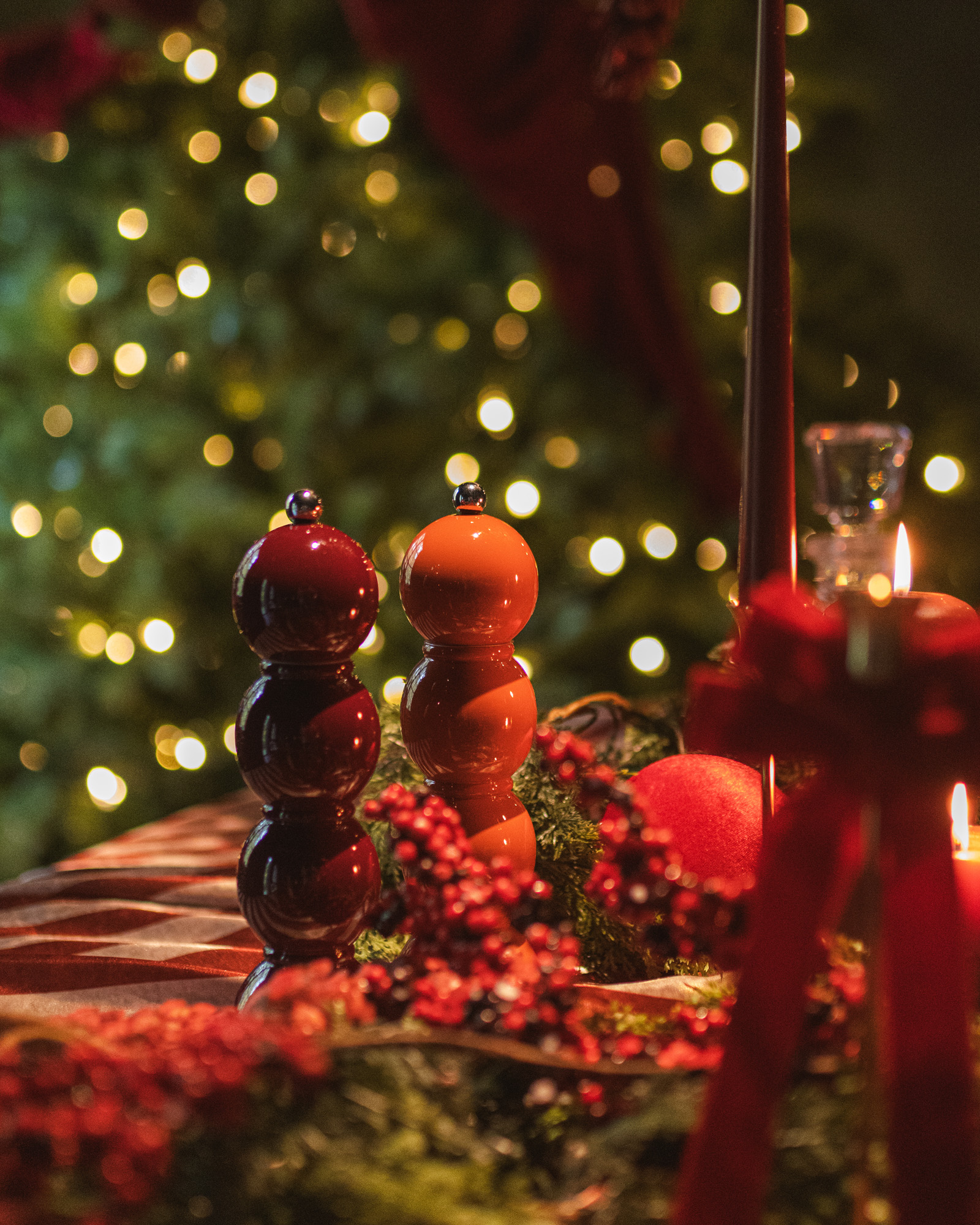 Salt or Pepper Mill BOBBIN Cherry