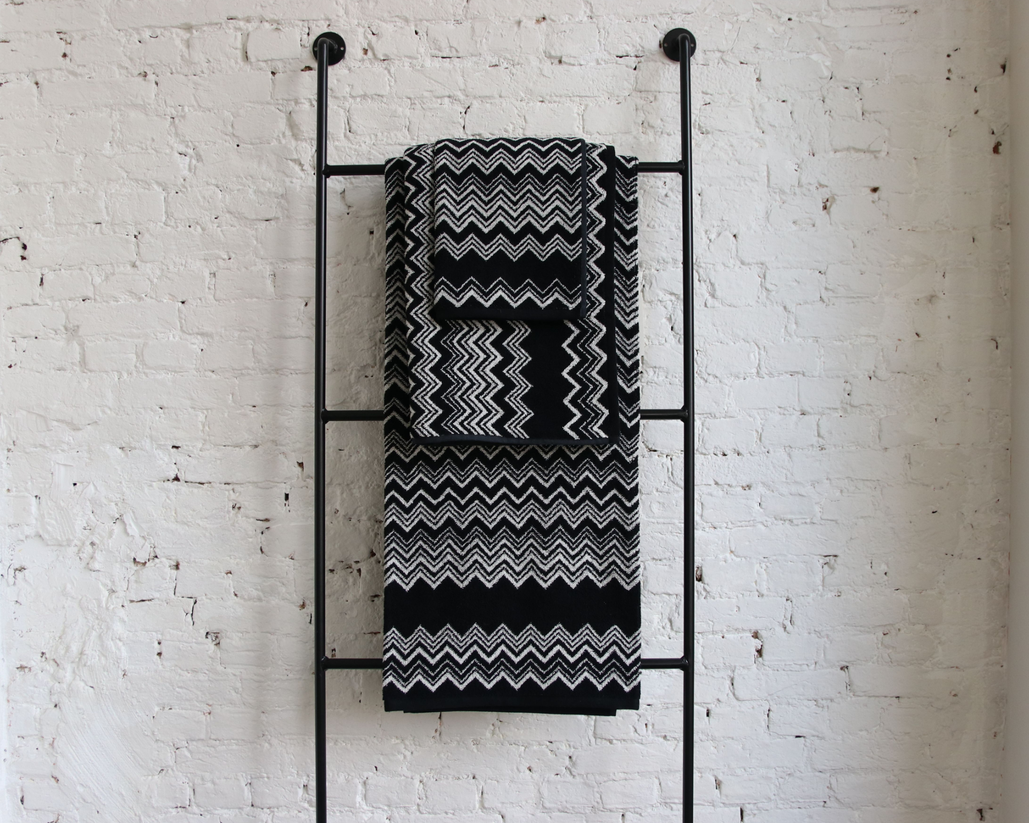 Missoni - Hand towel KEITH - 70x115 cm - black