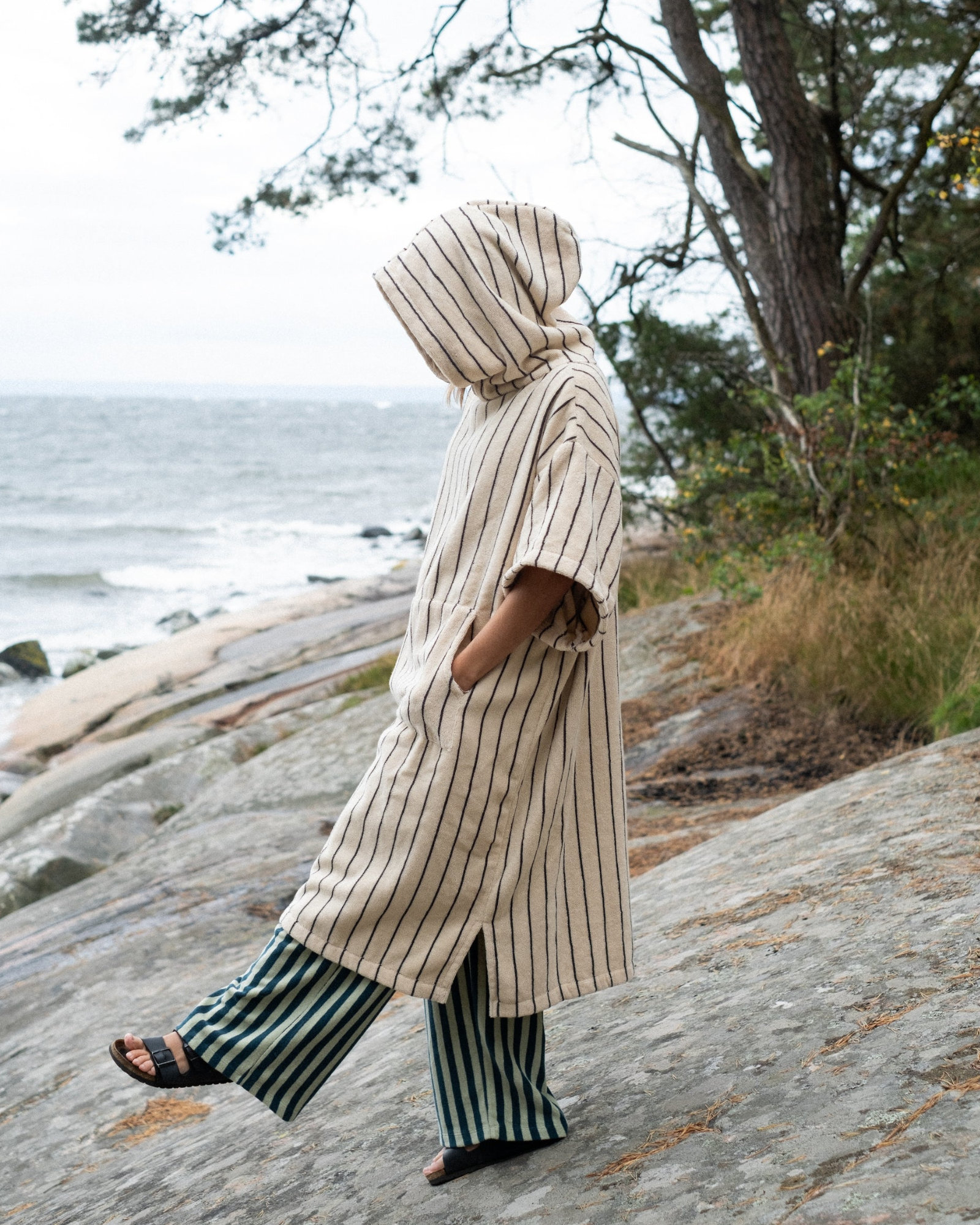 Poncho NARAM Creme & ink