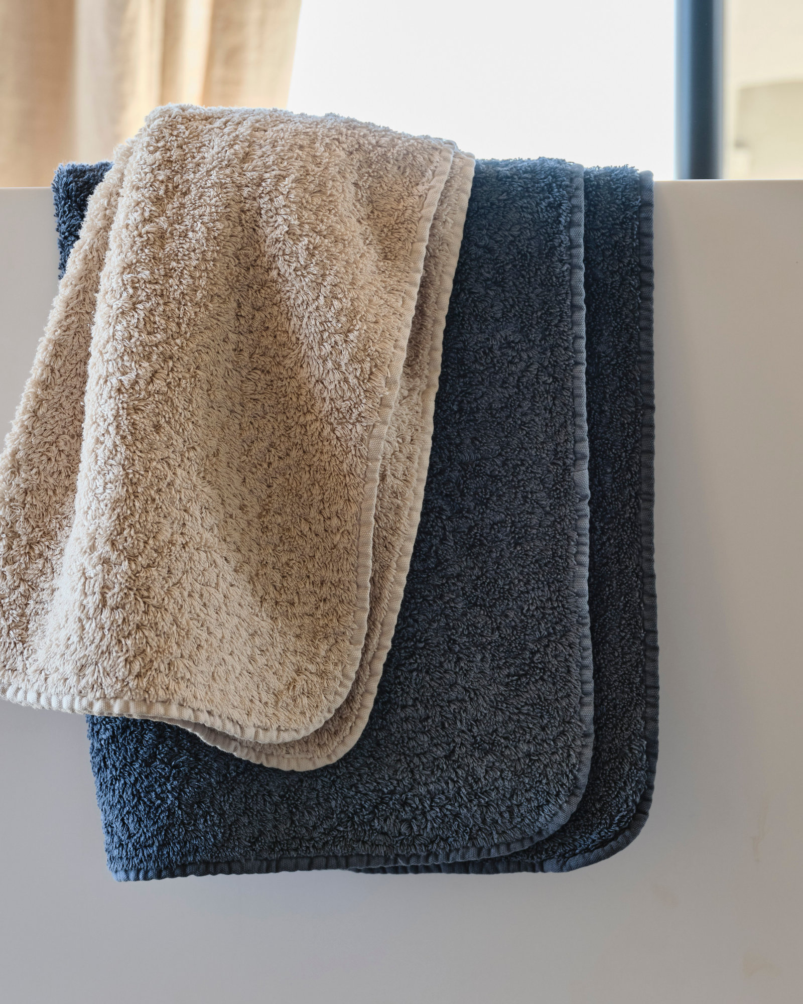 Hand towel SUPER PILE 420 Lilas 