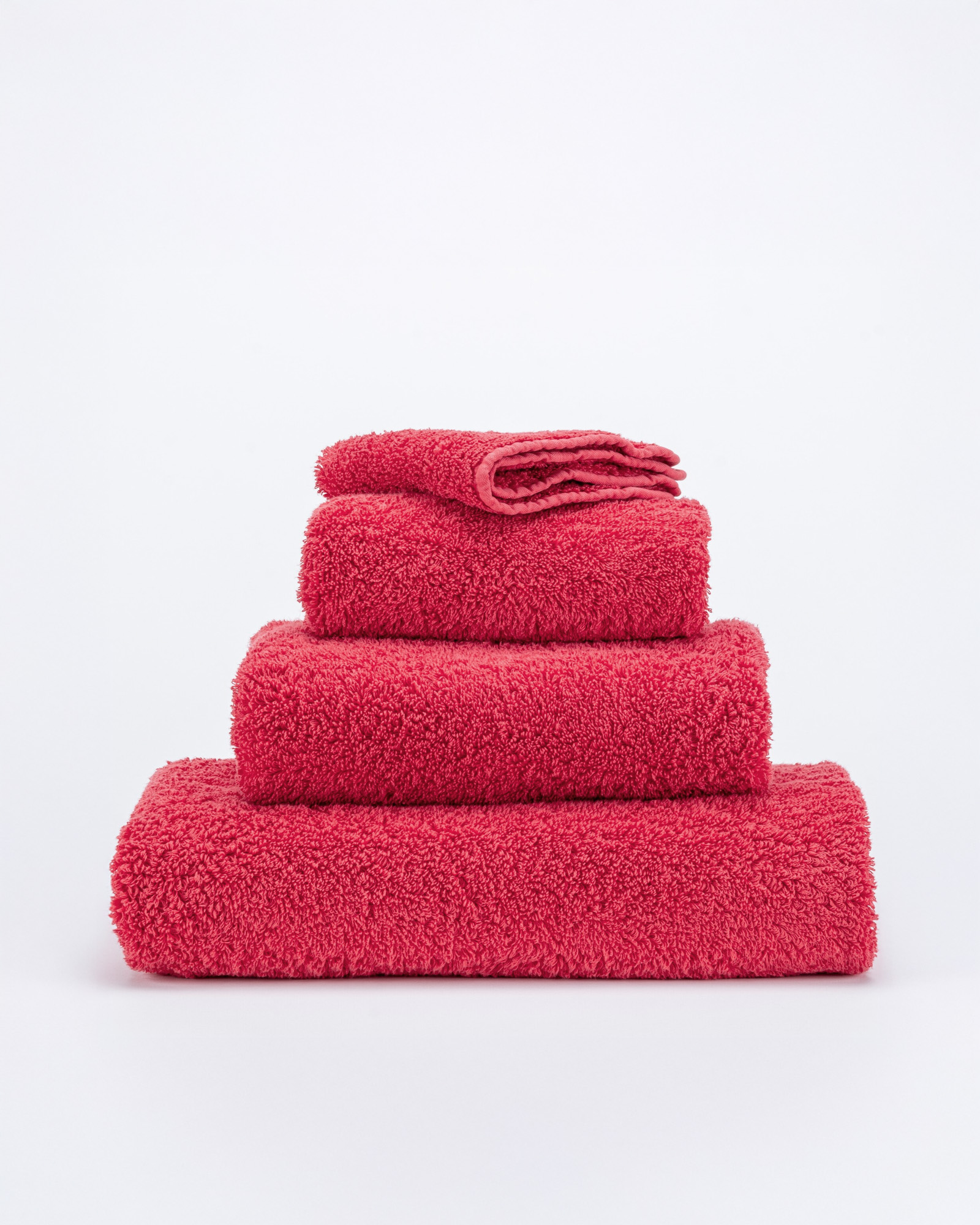 Handdoek SUPER PILE 579 Viva Magenta