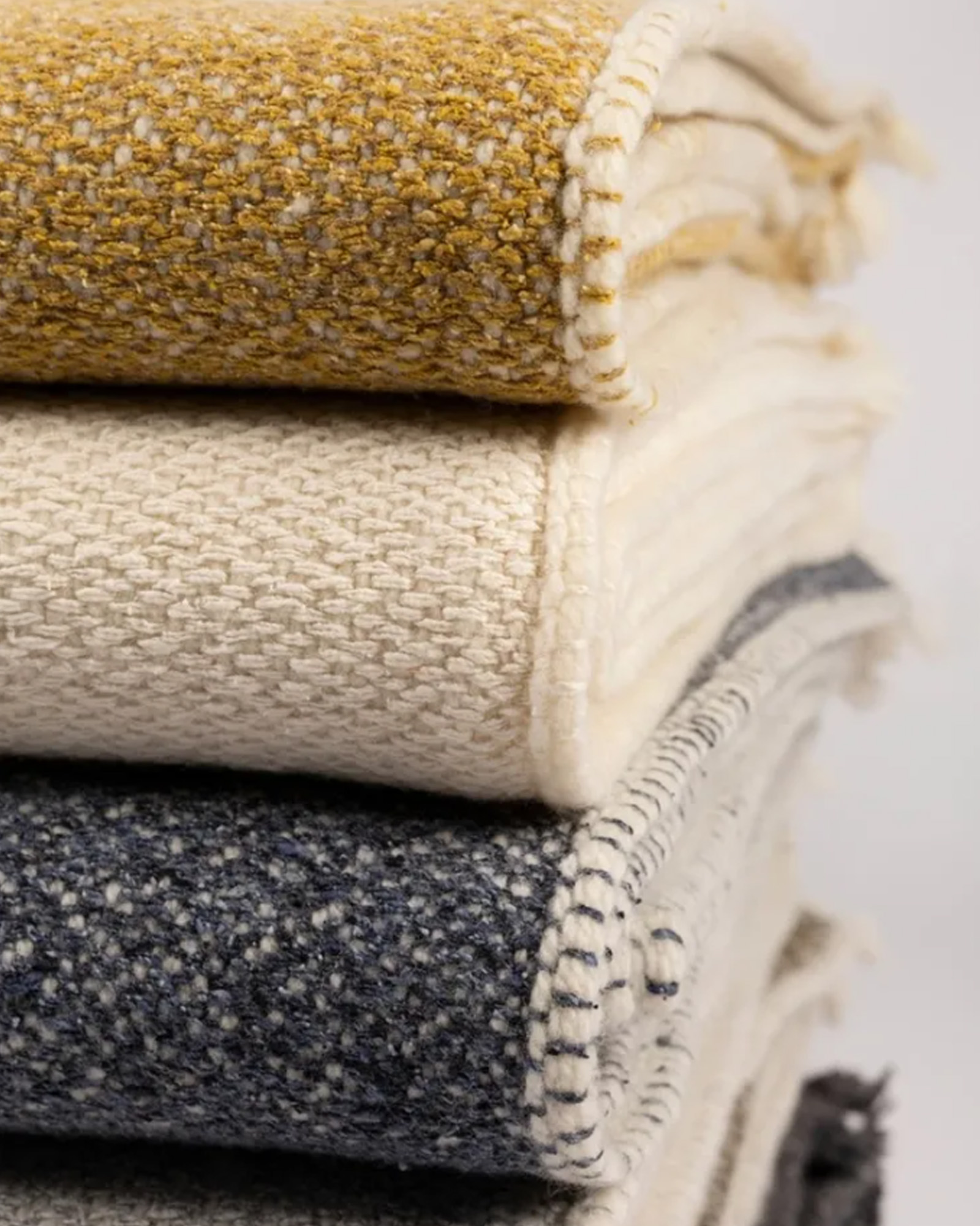 Throw HERA Off white/off white