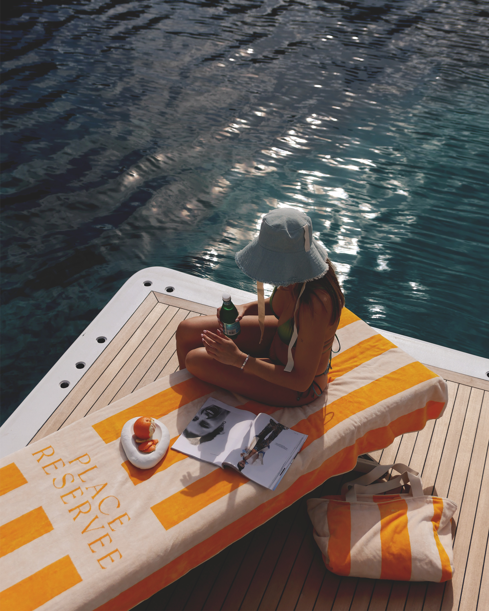 Drap de plage PLACE RESERVEE Gold 