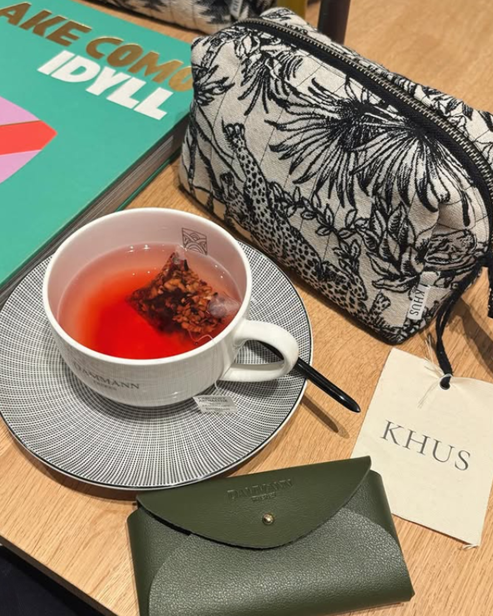 Trousse de toilette JACQUARD Tropics Black & White