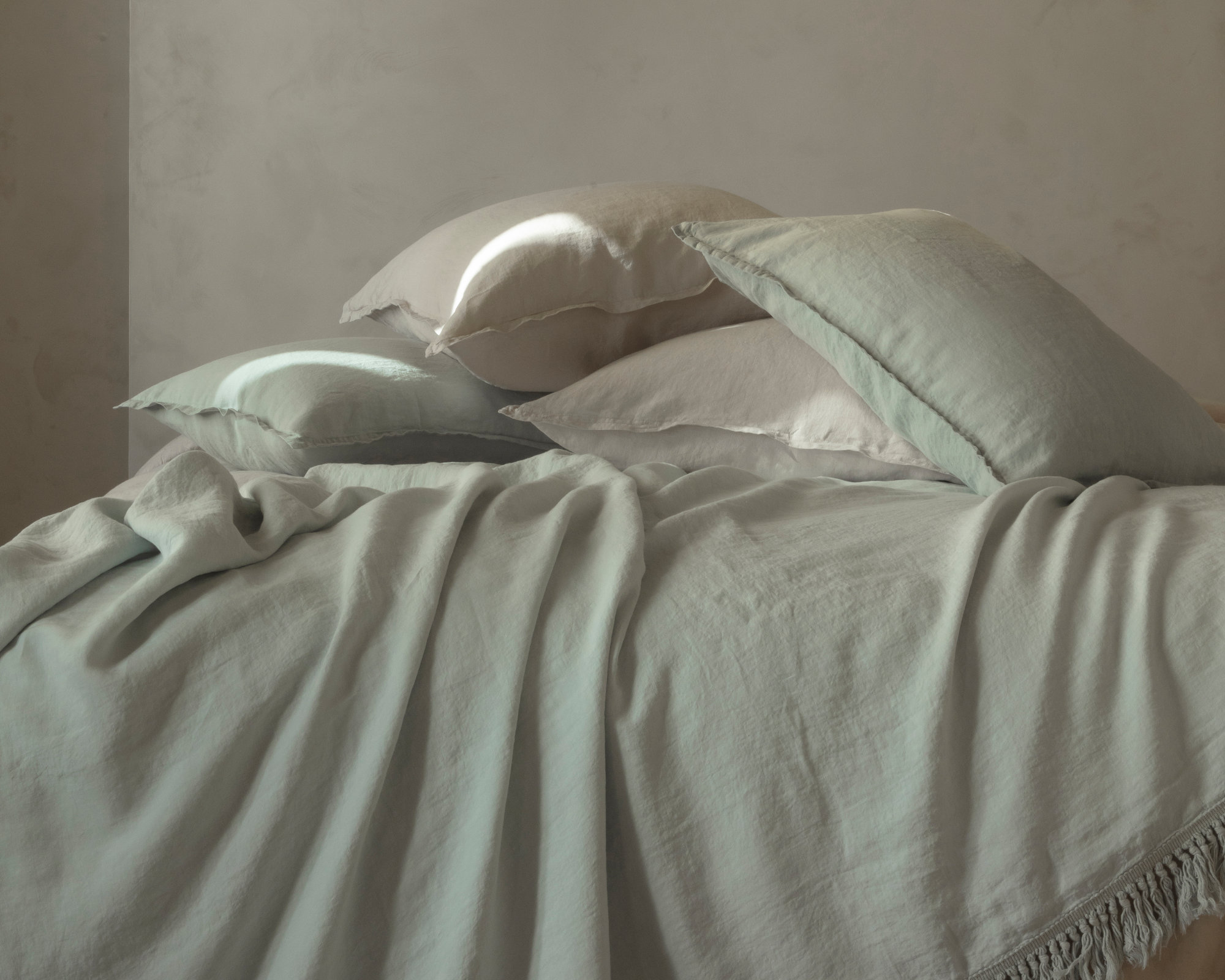 MARIE-MARIE - Bed linen set LINEN STORIES Misty - 260x240 cm + 2 slopen 65x65 cm - Misty