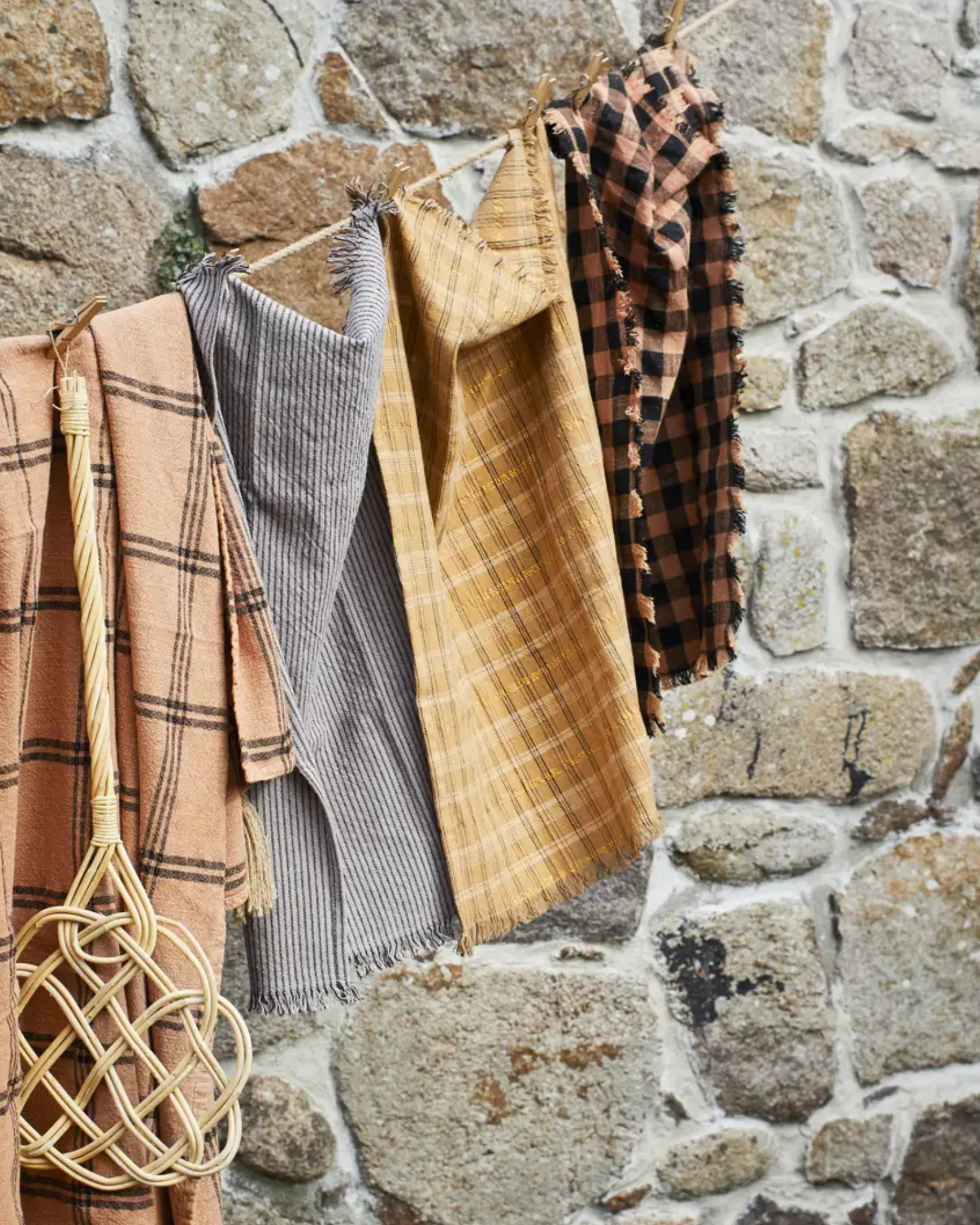 Torchon WOVEN Hazelnut, black, gold 2pc