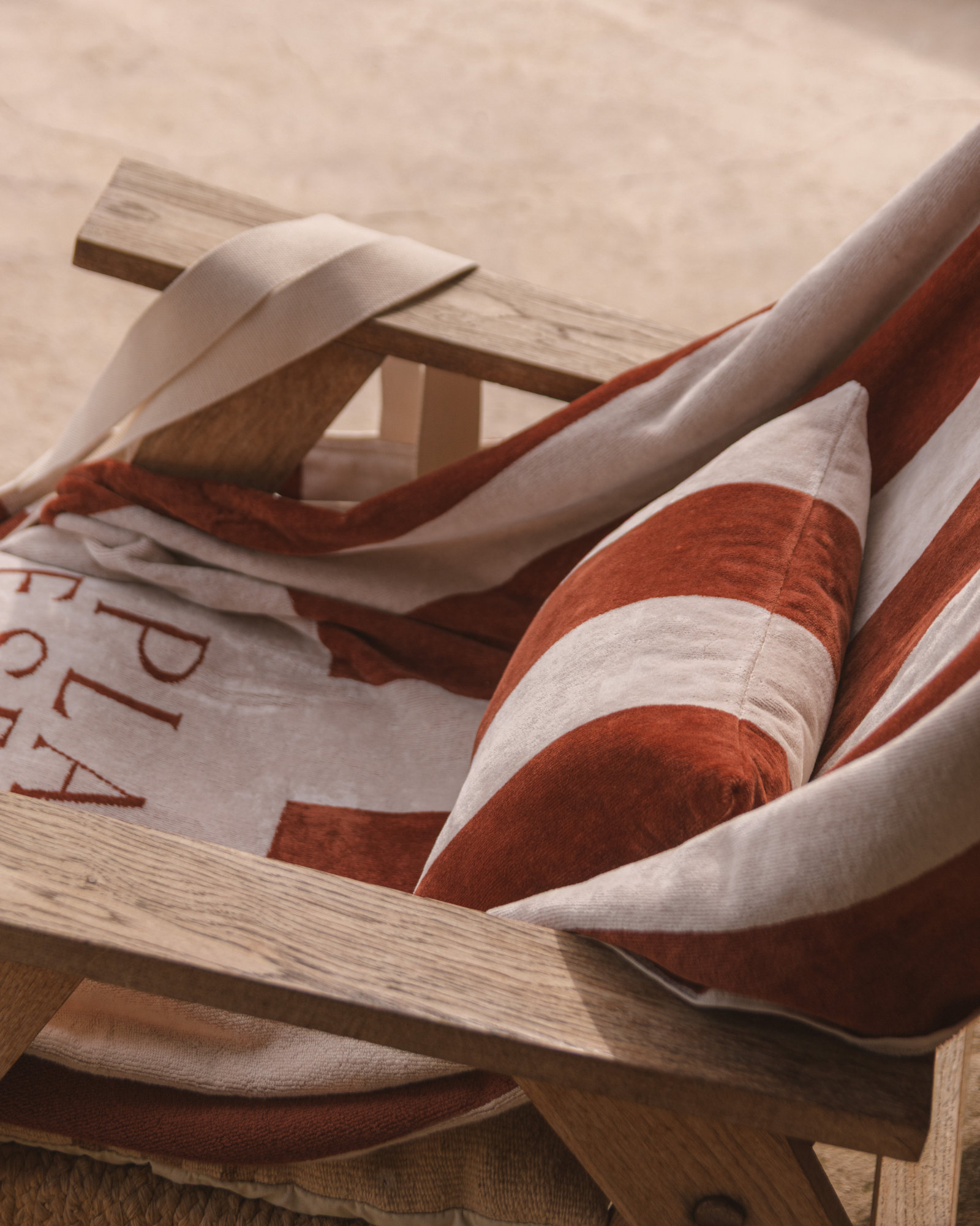 Kussen PLACE RESERVEE Tan 