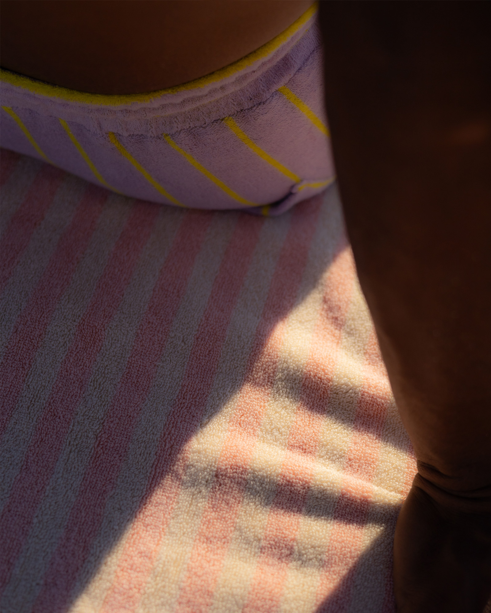 Short NARAM Lilac & neon yellow