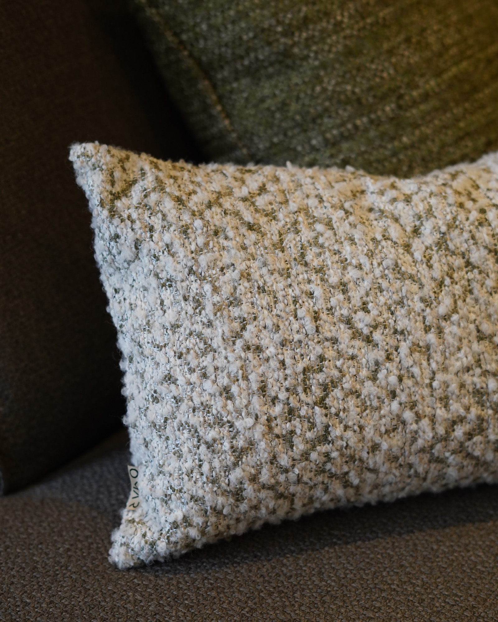 Cushion PAULETTE Olive