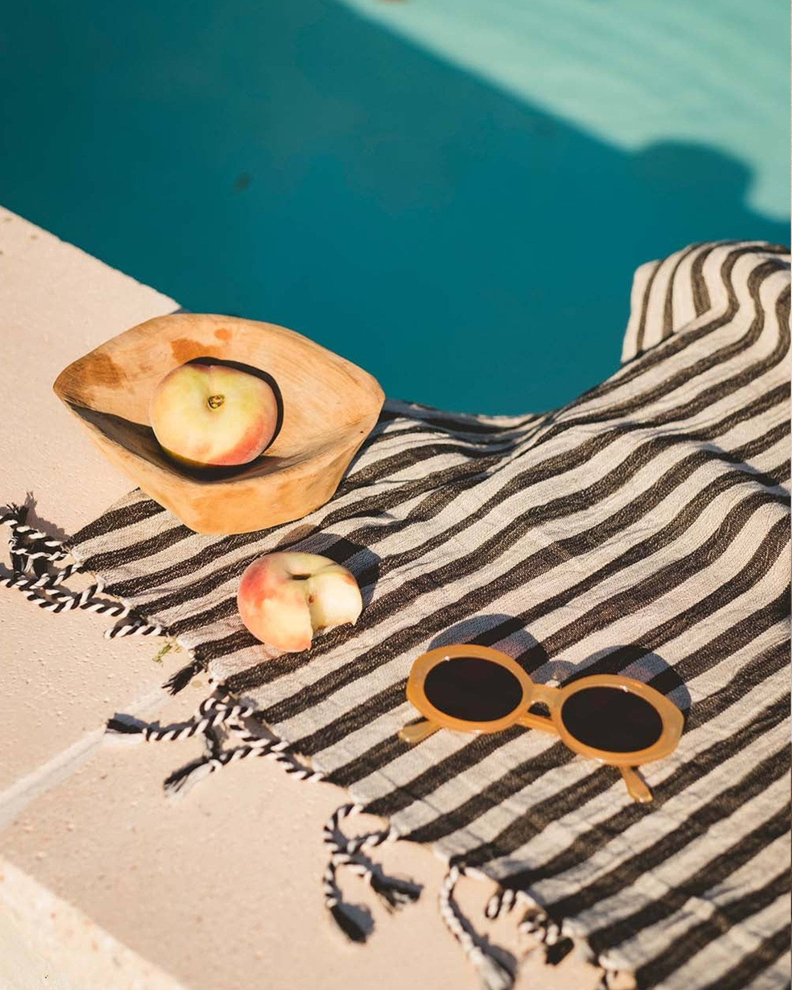 Strandlaken STRIPED Black